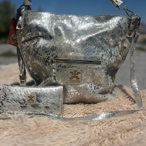 SOLD..Silver Acid Wash Cowhide - Picture 3 of 7